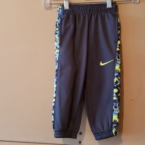 Nike therma fit